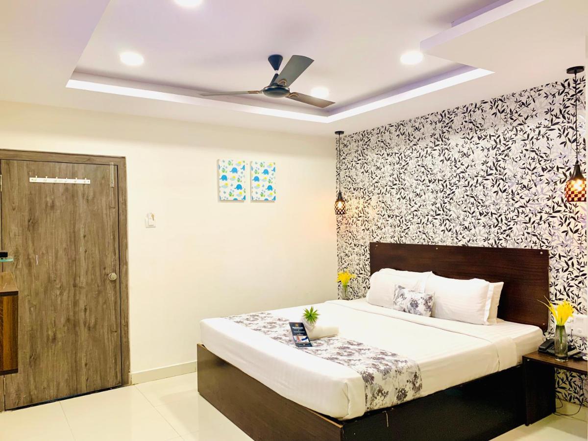 Hotel Oak By Signature Airport Zone Hyderabad Shamshabad Esterno foto