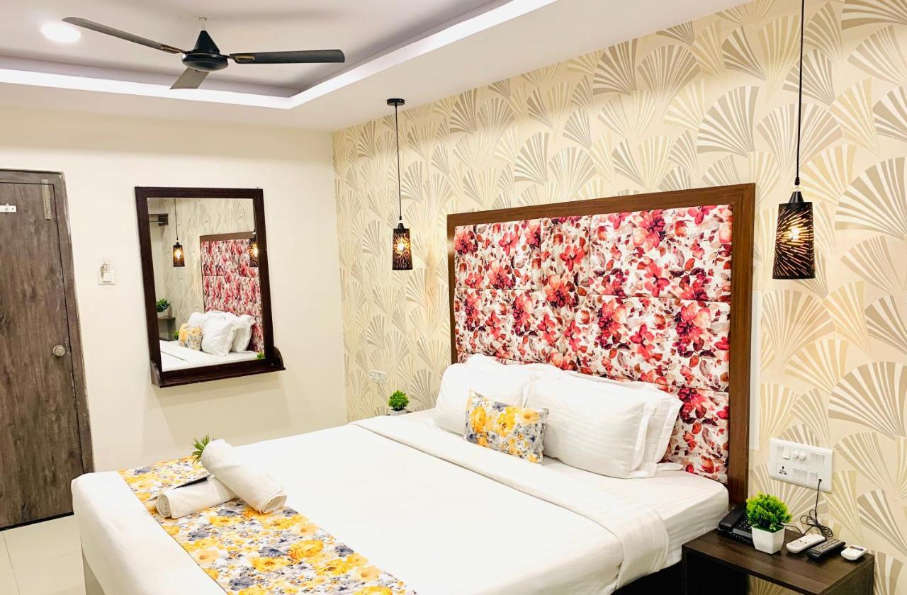 Hotel Oak By Signature Airport Zone Hyderabad Shamshabad Esterno foto